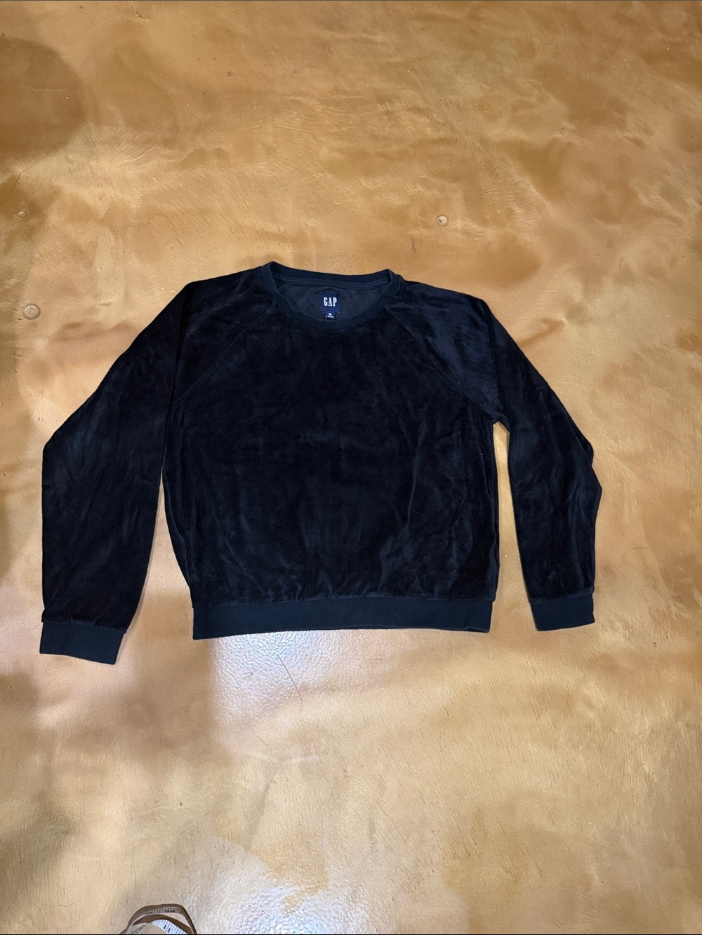 GAP Black Velour Women's Crewneck Sweater
